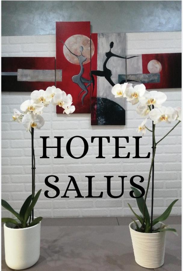 Hotel Salus Milánó Kültér fotó