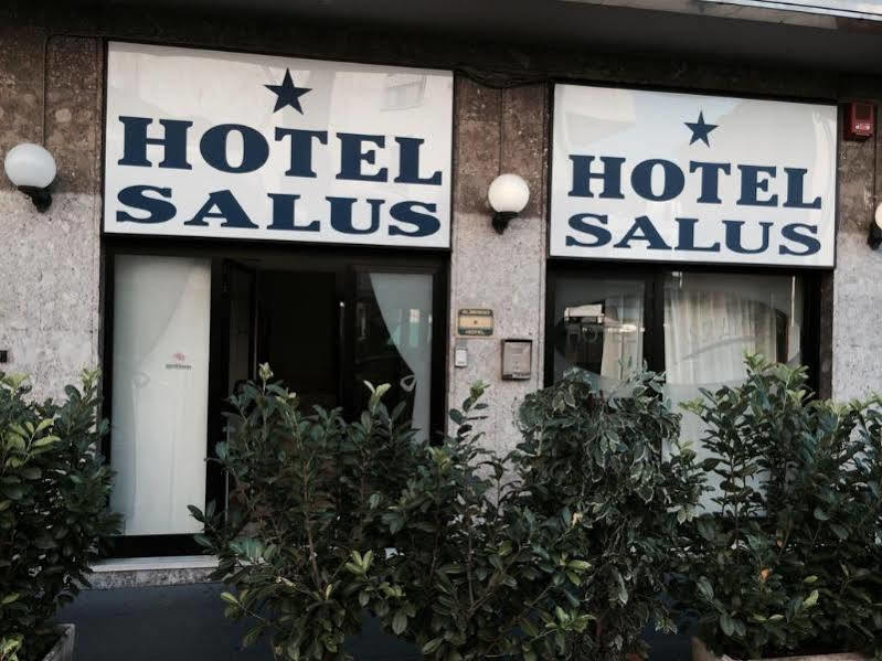 Hotel Salus Milánó Kültér fotó